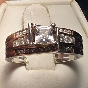 Sparkly Vintage Sterling Silver Ring Sz 9.5